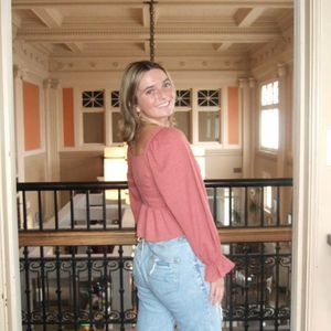 Meet your Posher, Maggie